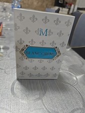 Profumo Bianco latte  Montage